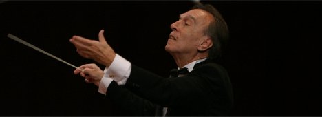 Immagine di Classica HD (Sky canale 131) rende omaggio al maestro Claudio Abbado - Scopri di più su Sky Italia